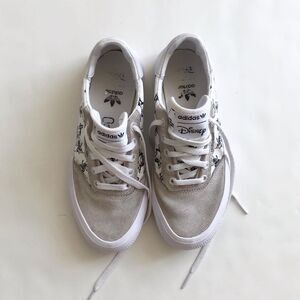 Adidas 3MC x Disney Sport Goofy sneakers VGUC - light stain on suede 3.5 youth